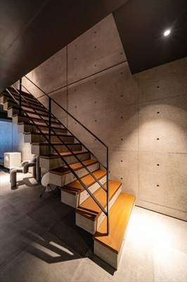 【内装】 | ＴＨＥ ＤＯＯＲＳ | 内装