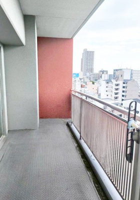 【バルコニー】 | ベレッツァ尼崎 | バルコニーからの日差しがたっぷりと差し込みます