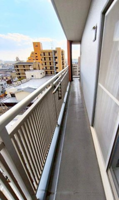 【バルコニー】 | ベレッツァ尼崎 | 24.48平米の2面引き廻しバルコニー