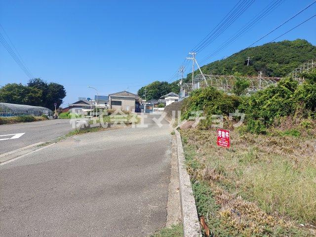 みなべ町西岩代土地の前面道路含む現地写真