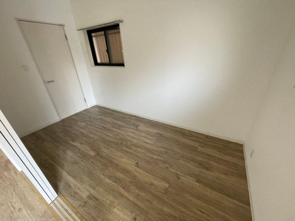 クリスタル丸の内　名古屋市賃貸　仲介手数料無料の内装|リビング/居室