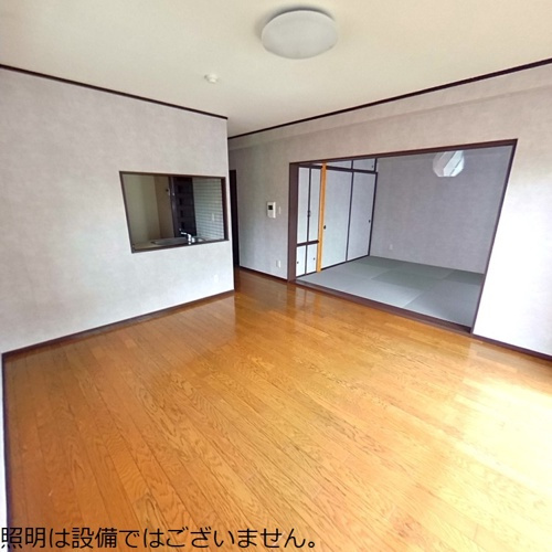 熊本市中央区水前寺１丁目の賃貸マンションの居間・リビング