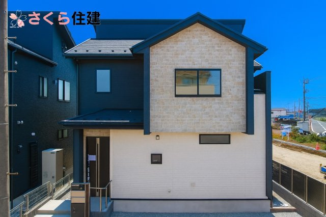 ブルーミングガーデン下野市川中子　１号棟の外観|太陽光発電システム付き◎コンビニまで徒歩3分◎