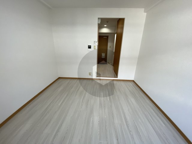 ブルグリンコート布施駅前の寝室