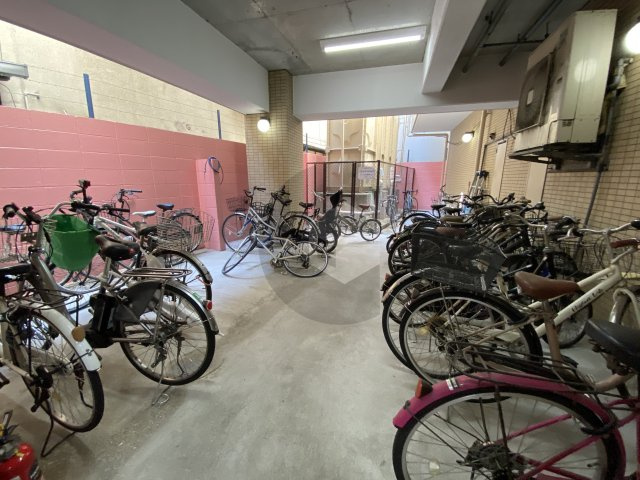 ブルグリンコート布施駅前の設備