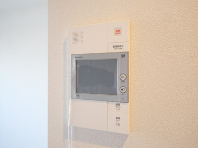 【セキュリティ】 | ブランシエスタ天満 | モニター付きインターフォンです。