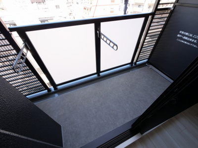 【バルコニー】 | ブランシエスタ天満 | バルコニーからの眺めを楽しみながら食事をしませんか