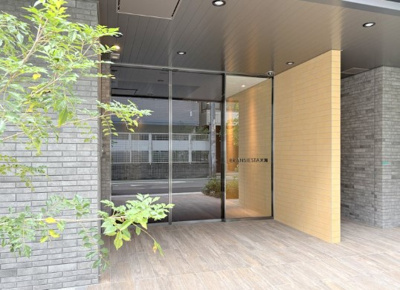 【エントランス】 | ブランシエスタ天満 | 清潔なエントランスです