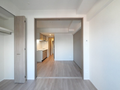 【居間・リビング】 | ブランシエスタ天満 | ゆったりとしたリビングです