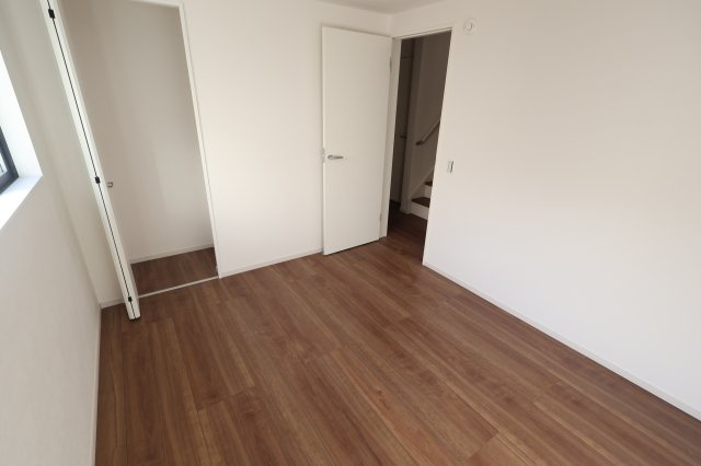 《仲介手数料無料》練馬区石神井台８丁目20-27新築一戸建てケイアイグレースの洋室