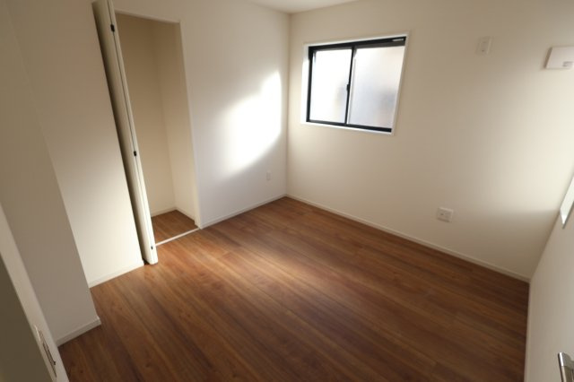 《仲介手数料無料》練馬区石神井台８丁目20-27新築一戸建てケイアイグレースの洋室