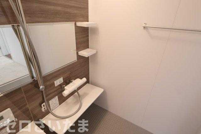 《仲介手数料無料》練馬区石神井台８丁目20-27新築一戸建てケイアイグレースの浴室