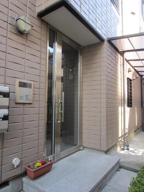 ウィスタリア沼袋のエントランス|★オートロック付き★