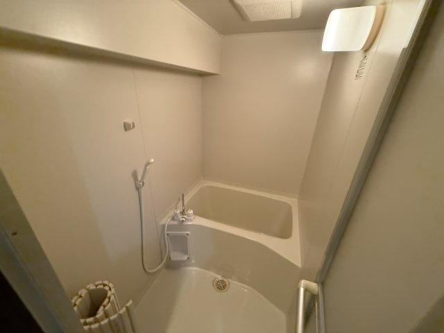 ヴィラ・ジョルナータの浴室