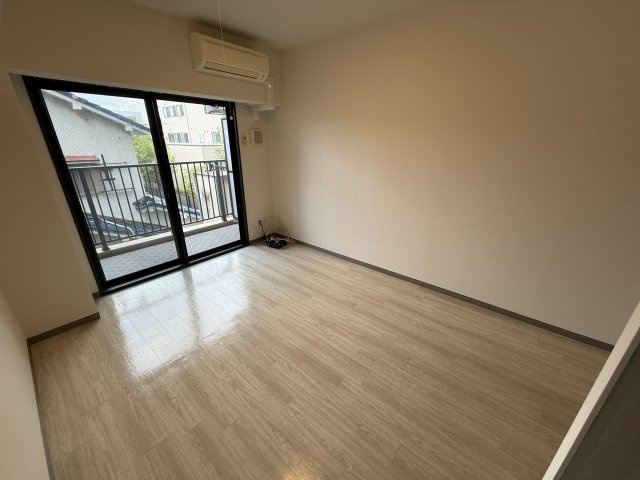 ヴィラ・ジョルナータの居間・リビング