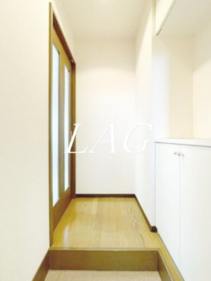 【玄関】 | 山市ビル | 玄関です。