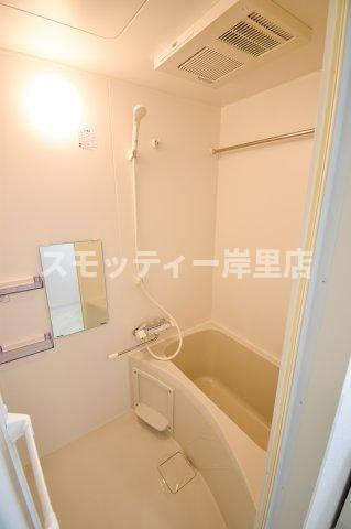 グランエクラ花園町の浴室