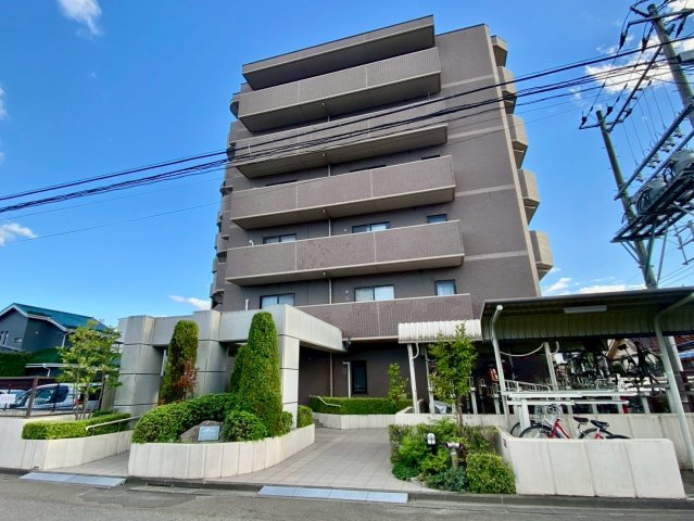 野村ステイツ長町ガーデンスクエアの外観