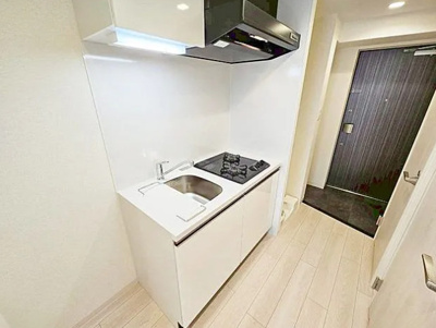 【キッチン】 | ソルテラスOSAKA緑橋クレアスト | キッチンでお料理をお楽しみください