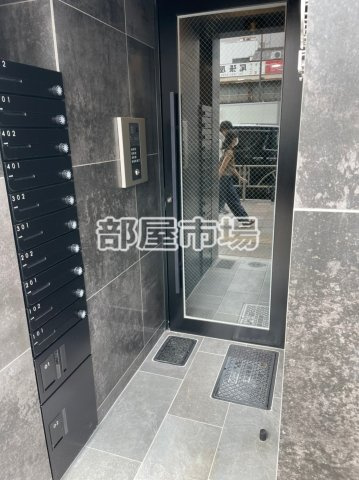 the 10 MIDORIのその他共用部分|宅配ボックス