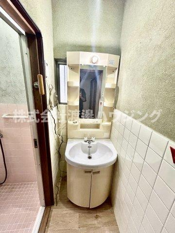 岸和田3丁目一戸建の洗面所