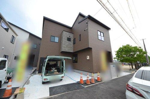 高取北1丁目の外観|敷地33坪
駐車は並列2台可能です