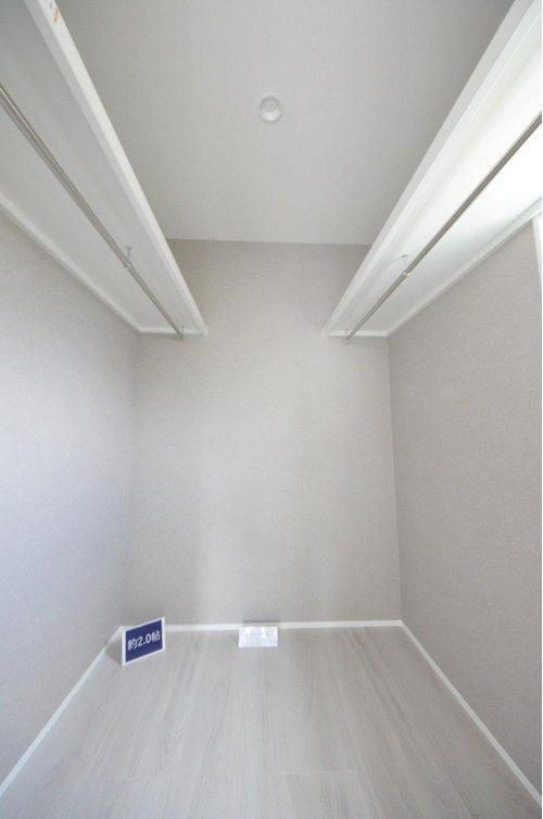 亀山南2丁目の収納|全居室収納スペース有、お部屋が広く綺麗に使えます