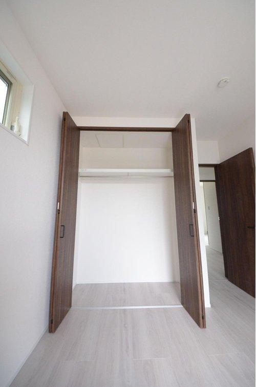 亀山南2丁目の収納|全居室収納スペース有、お部屋が広く綺麗に使えます