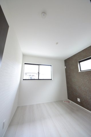 江波二本松二丁目の洋室|全居室収納スペース有、お部屋が広く綺麗に使えます