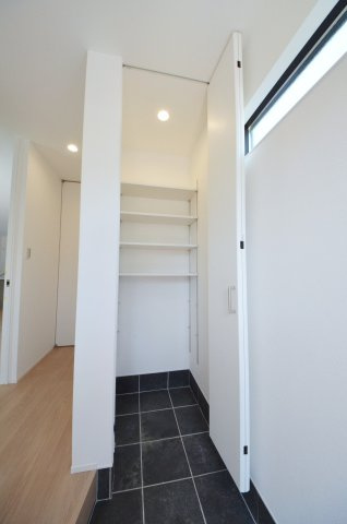 井口4丁目の収納