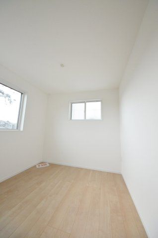 高須三丁目の洋室