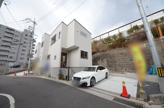 高須三丁目の前面道路含む現地写真