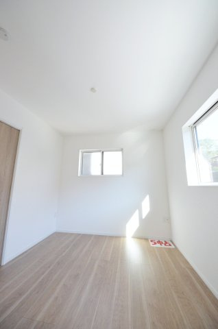 戸坂長尾台の洋室|全居室収納スペース有、お部屋が広く綺麗に使えます