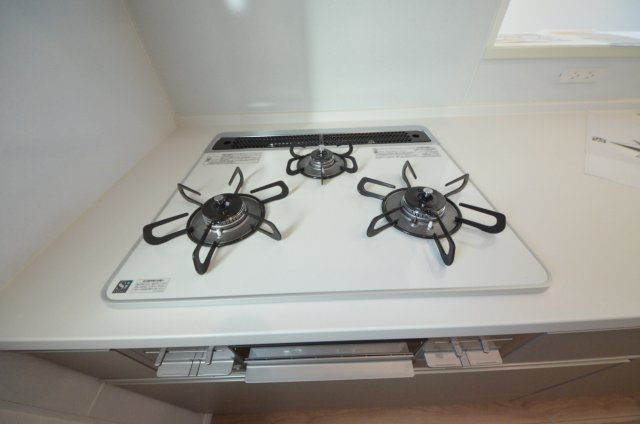 戸坂長尾台のキッチン|ガスコンロ