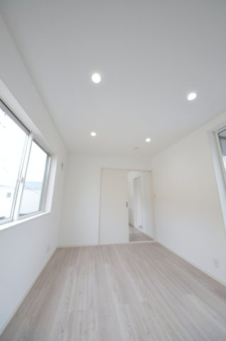 伴東三丁目の洋室|全居室収納スペース有、お部屋が広く綺麗に使えます