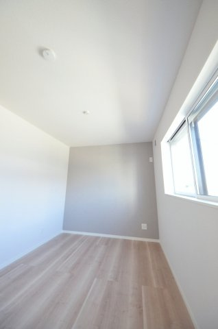 宇品御幸三丁目の洋室