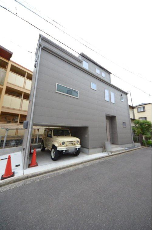 長束1丁目の外観|当日内覧も可能です
お急ぎの方はお電話下さい