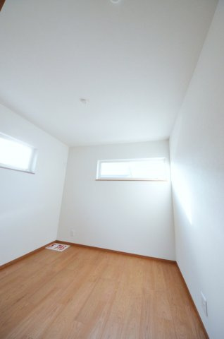 千同一丁目の洋室