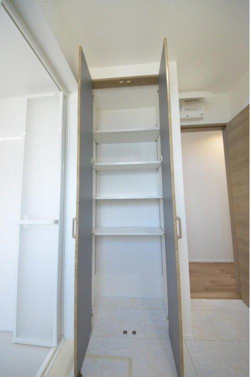 国信2丁目の収納|洗面所に収納スペース有