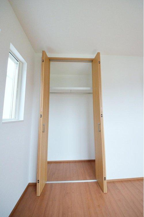 八幡2丁目の収納|全居室収納スペース有、お部屋が広く綺麗に使えます