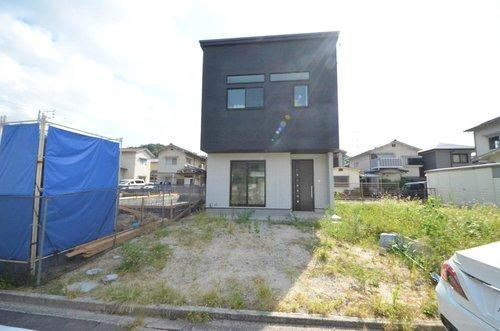 八幡東2丁目の外観|当日内覧可能です
お急ぎの方はお電話下さい