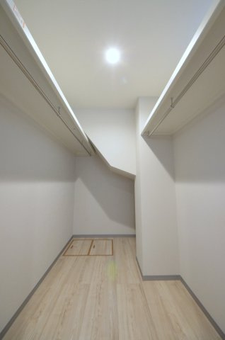 伴東八丁目の収納