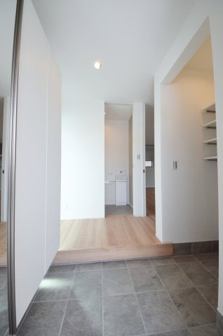 中山上二丁目の玄関