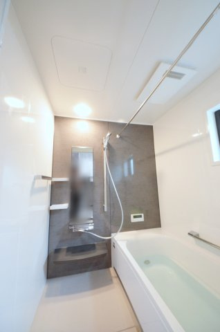 大芝二丁目の浴室