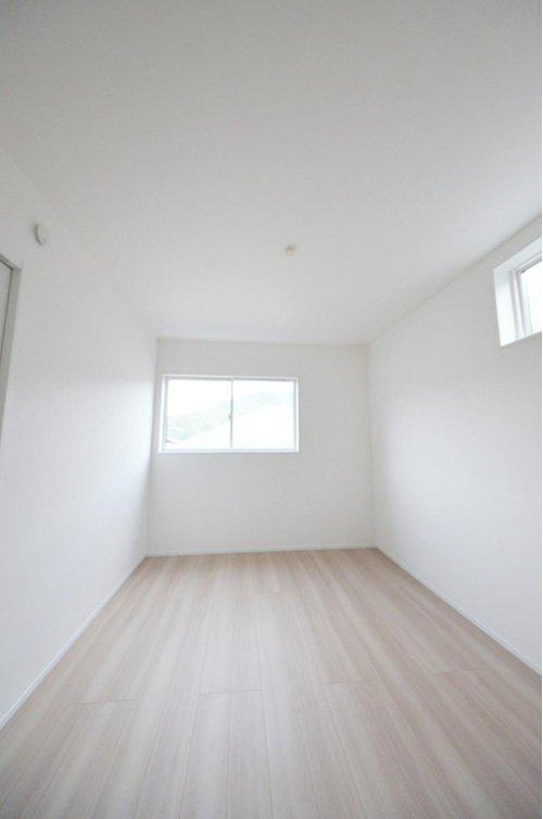 真亀5丁目のその他|全居室収納スペース有、お部屋が広く綺麗に使えます