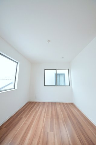 海老園四丁目の洋室|洗面所に収納スペースがあります