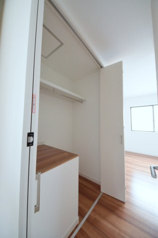 海老園四丁目の収納|全居室収納スペース有、お部屋が広く綺麗に使えます