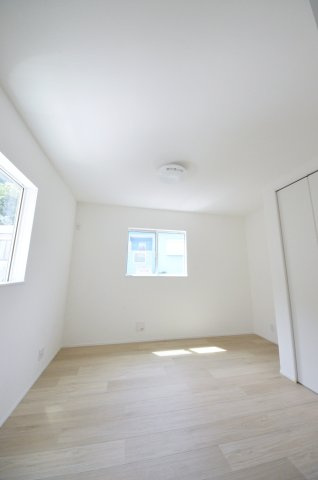 可部八丁目の洋室|全居室収納スペース有、お部屋が広く綺麗に使えます