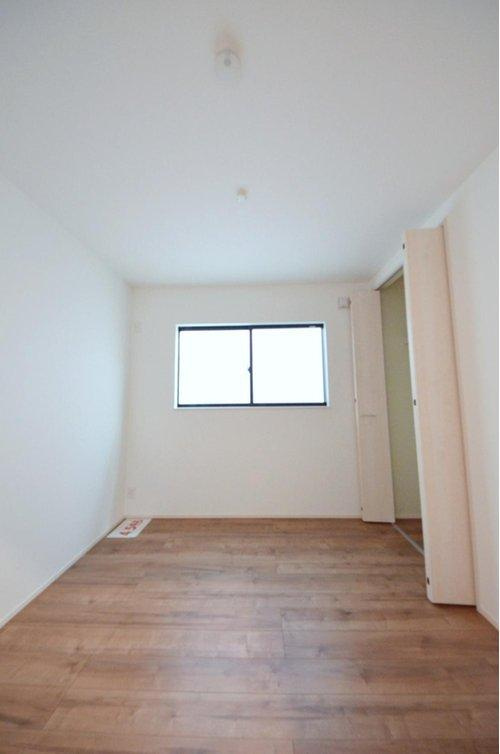 伴東1丁目のその他|全居室収納スペース有、お部屋が広く綺麗に使えます