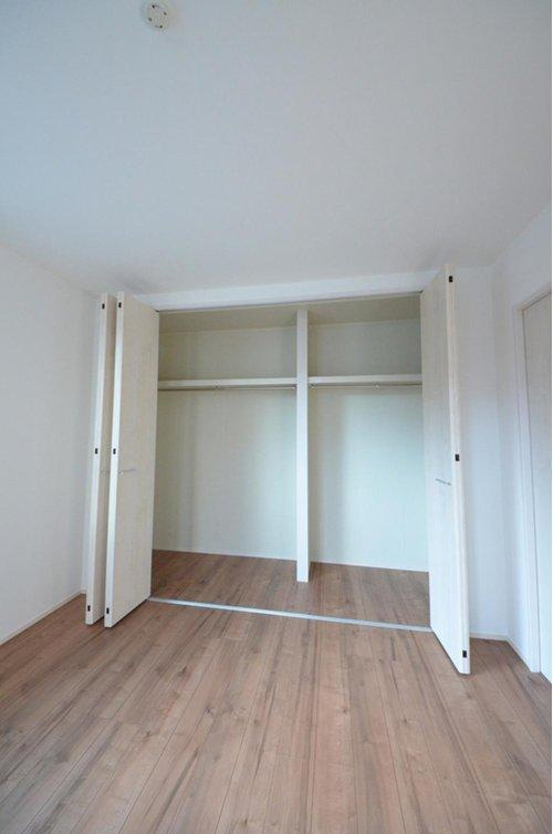 伴東1丁目の収納|全居室収納スペース有、お部屋が広く綺麗に使えます